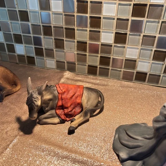 Regal Nativity Scene Figurines